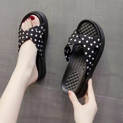 Cool Slippers Outer Wear Heightening Non-slip Deodorant Silent Ins Tide Super Fire Beach Soft-soled Platform Women's Shoes