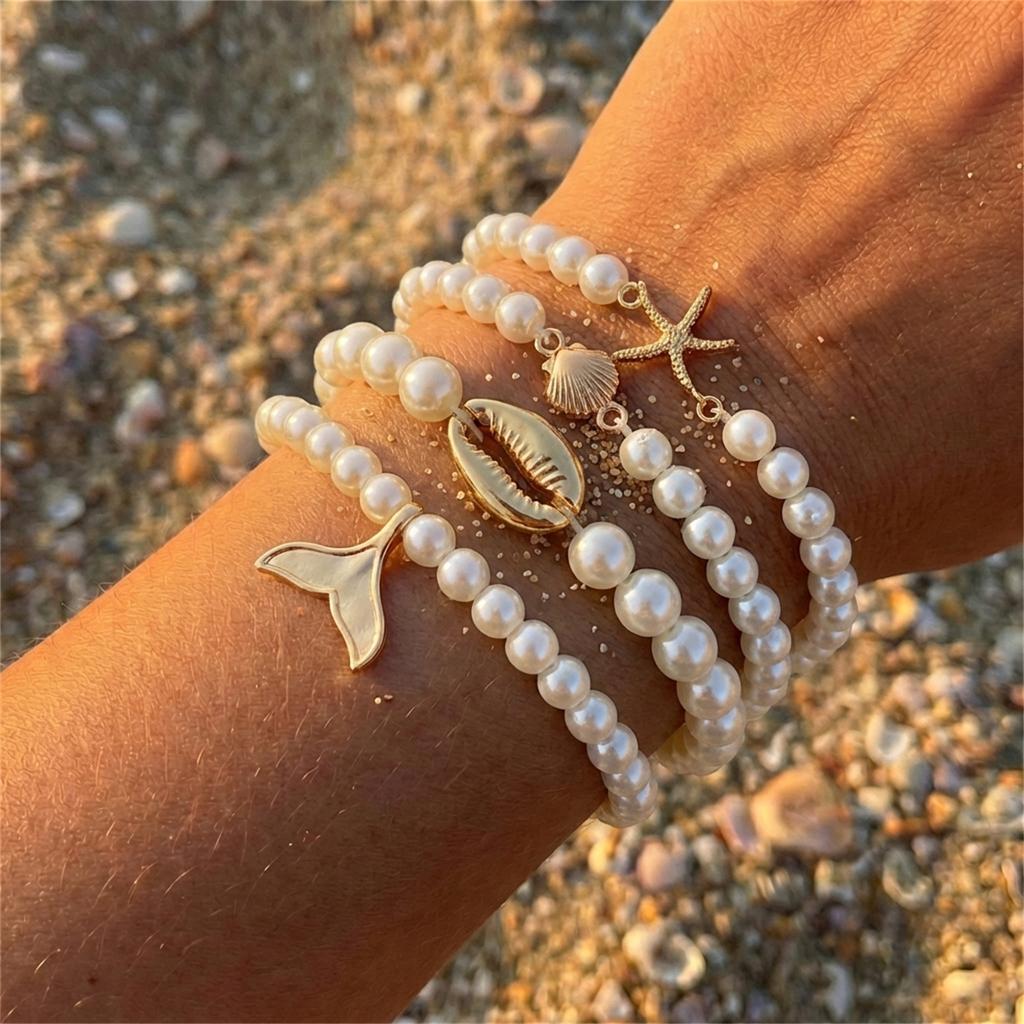 Fashion Multilayer Stacked Bracelets Set for Women Bohemian Shell Starfish Crystal Beaded Bracelet Summer Beach Party Jewelry