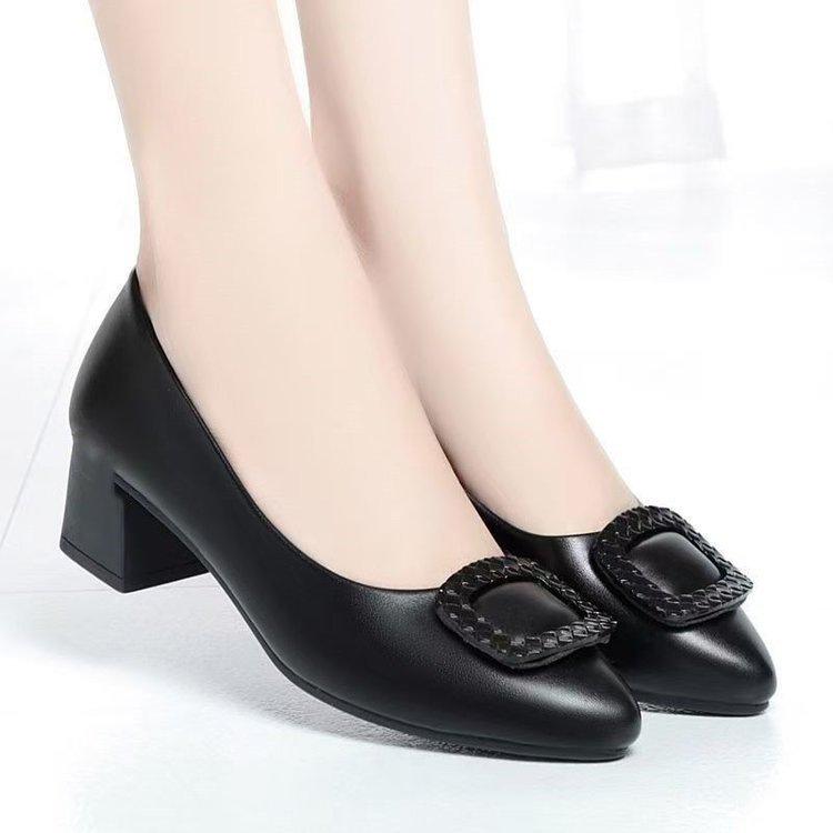 Autumn pointed thick heel single shoes New soft sole low heel soft leather shallow mouth small leather shoes
