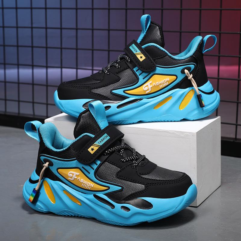 1876 students boys sports shoes waterproof leather surface primary school students casual running shoes lightweight soft sole medium and large childr