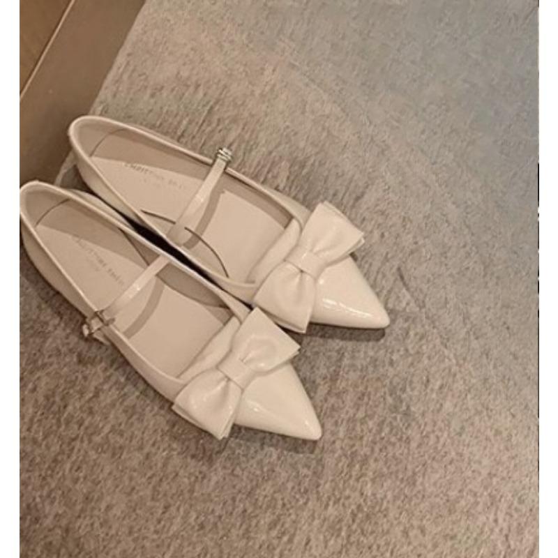 

Новый стиль женской обуви Остроносые балетки 40 слоновая кость