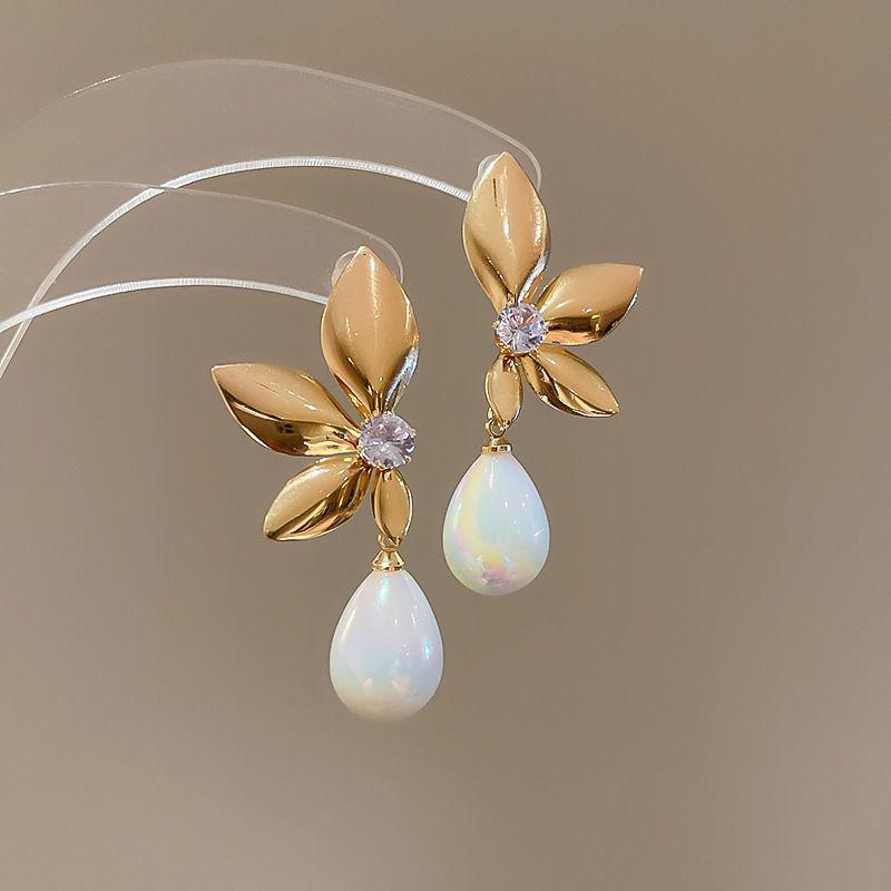 Silver Needle Zircon Pearl Tassel Earrings - Elegant Retro Design for Women