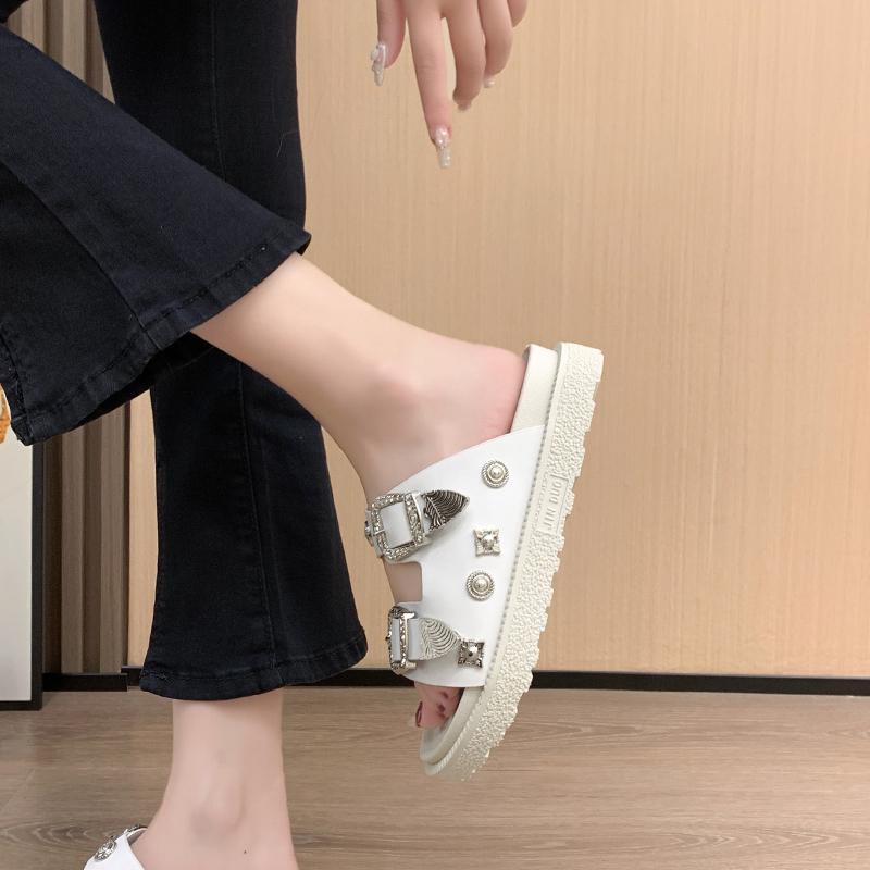Fashion Thick Flat Sandals Summer New Round Head Set Foot Rivets Metal Buckle Waterproof Table Anti-slip Wear-resistant Slippers