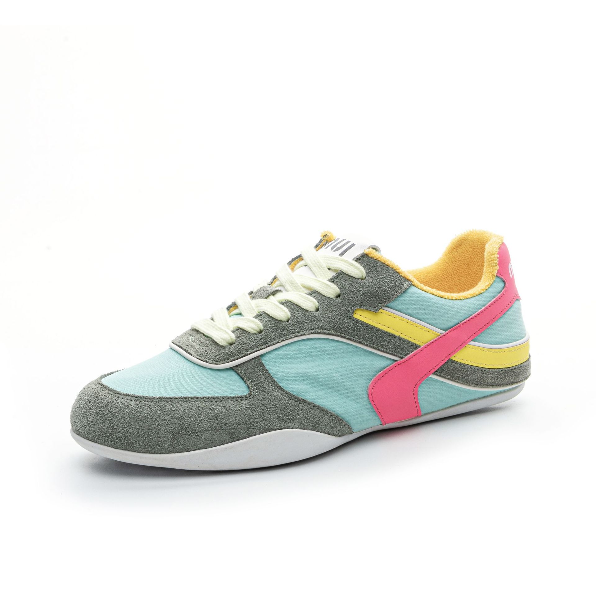 

Customized collision color matching German training shoes women s 2025 spring new lace-up soft sole soft surface comfortable and breathable flat-soled 40