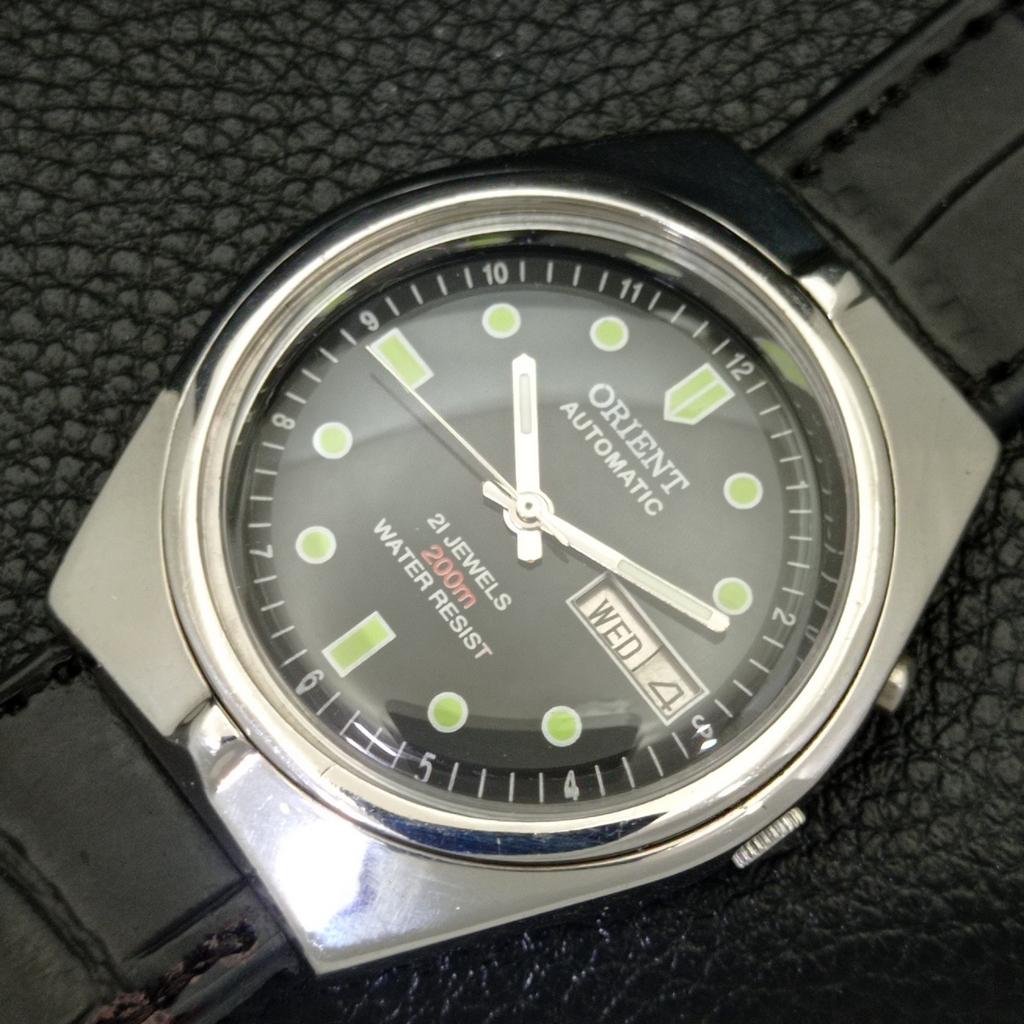 VINTAGE ORIENT AUTOMATIC 48741 JAPAN MENS BLACK COLOR DIAL WATCH A700651-5 R204-a700651
