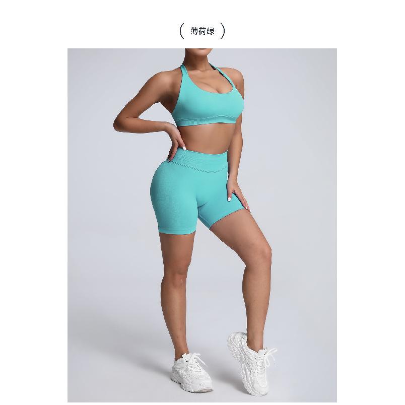 Seamless Matte High Waisted Yoga Shorts, Cinching And Lifting Hips, Tight Fitting Women'S Fitness Pants, Worn As Outerwear Running Shorts