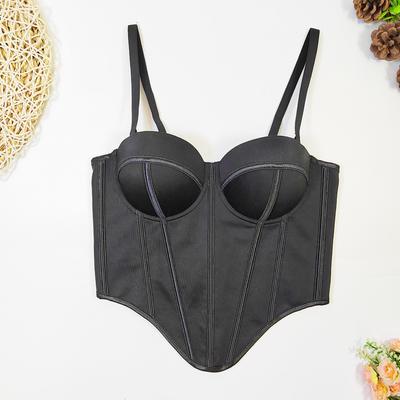 Corsés, ropa de mujer moderna y elegante