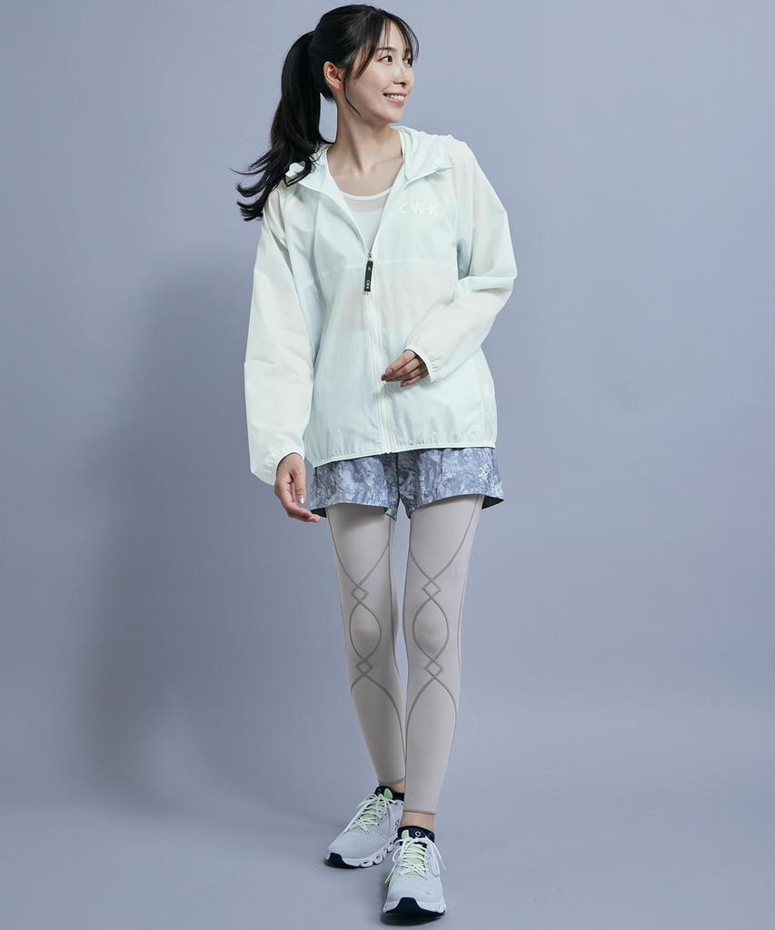 Wacoal Expert Model Cool Sports Hip and Knee Reduces Muscle Fatigue During and Cool To the Touch Women's Tights, Support, Jogging, Walking, Exercise,