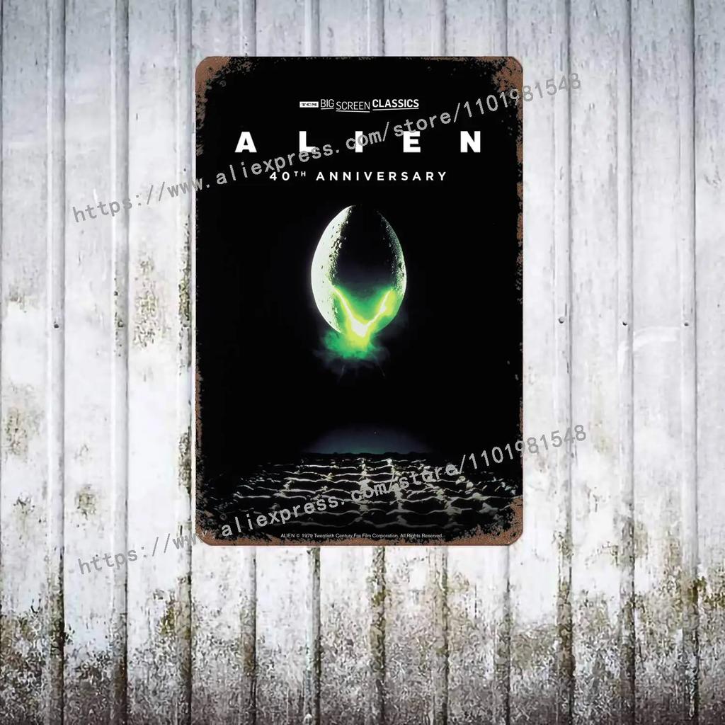 Aliens vs Predator Science Fiction Poster Vintage Plåtskylt Dekorativ Plakett för Pub Bar Mancave Klubb Väggdekoration