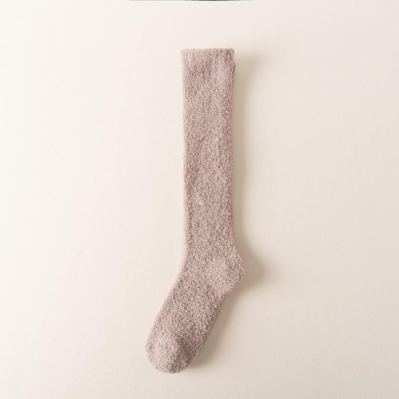 Female Autumn and Winter Add Velvet To Thicken Home Floor Sleep Month Son Keep Warm Not To Drop Hair Coral Velvet Calf Socks