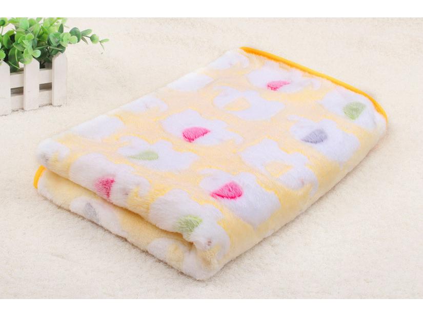 Cozy Bear Paw Pet Bed: Plush, Warm Dog and Cat Bed for Autumn/Winter