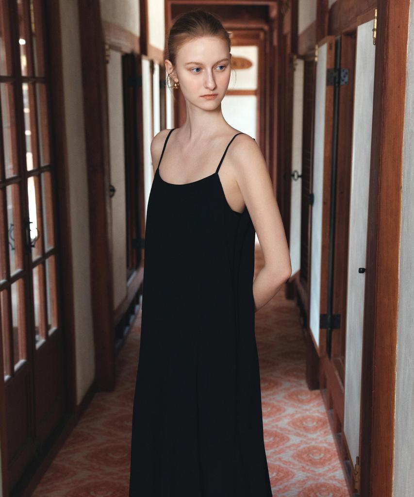 Siyajyu Sia8044 Flare Slip Dress_Black