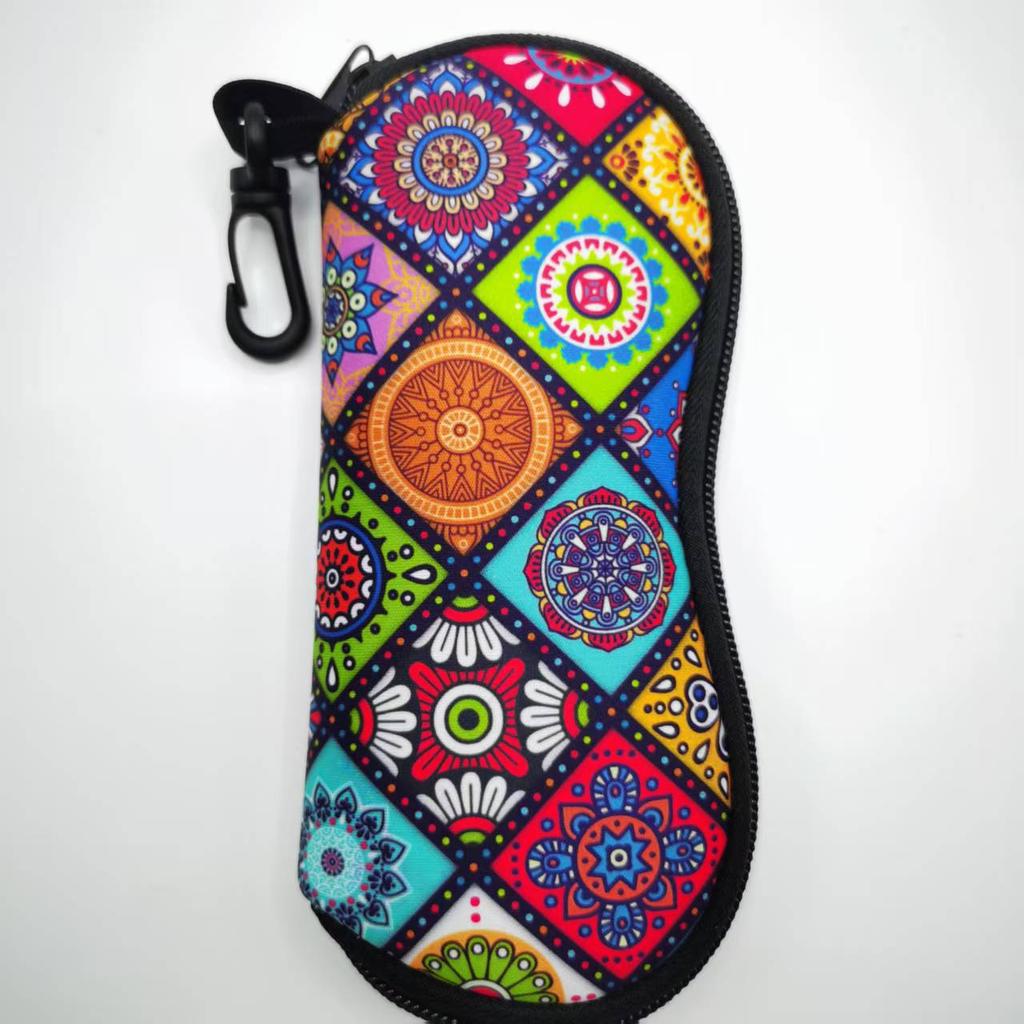 Totem Printed Glasses Case Shockproof Eyeglass Storage Bag With Zipper Keychain Portable Outdoor Sunglasses Pouch Eyewear Holder