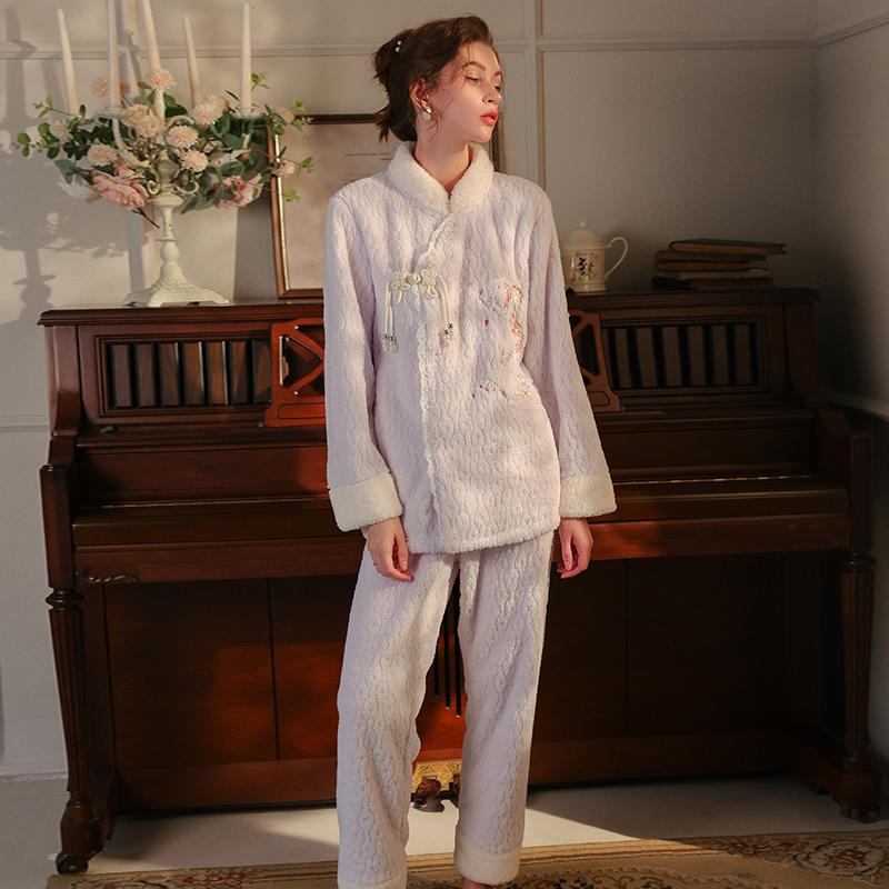 Women’s Plush Sleeping Suits Sexy Velvet Embroidered Chinese Knot Outer Robe and Pants Lounge Pajamas Comfortable Clothing
