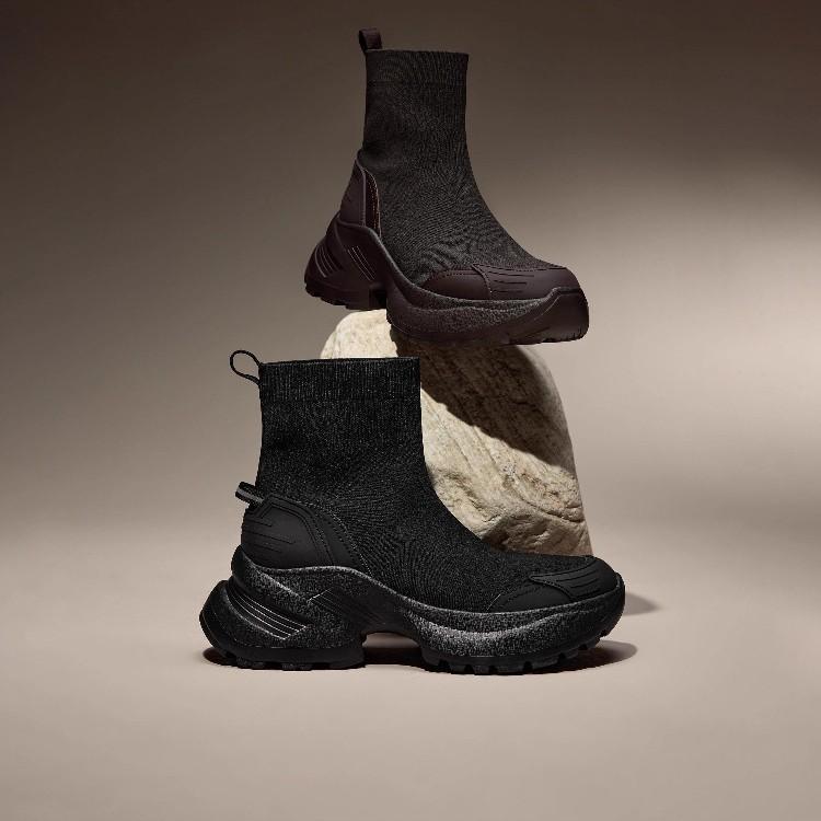 Short socks boots heightened thick-soled elastic thin boots 2025 new breathable Martin boots casual sports short boots women's