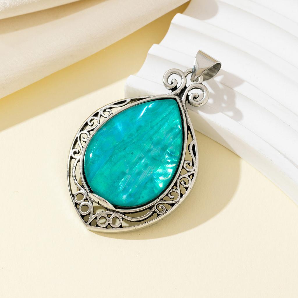 Water Drop Shell Alloy Pendant Necklace With Electroplating For Fashionable Women