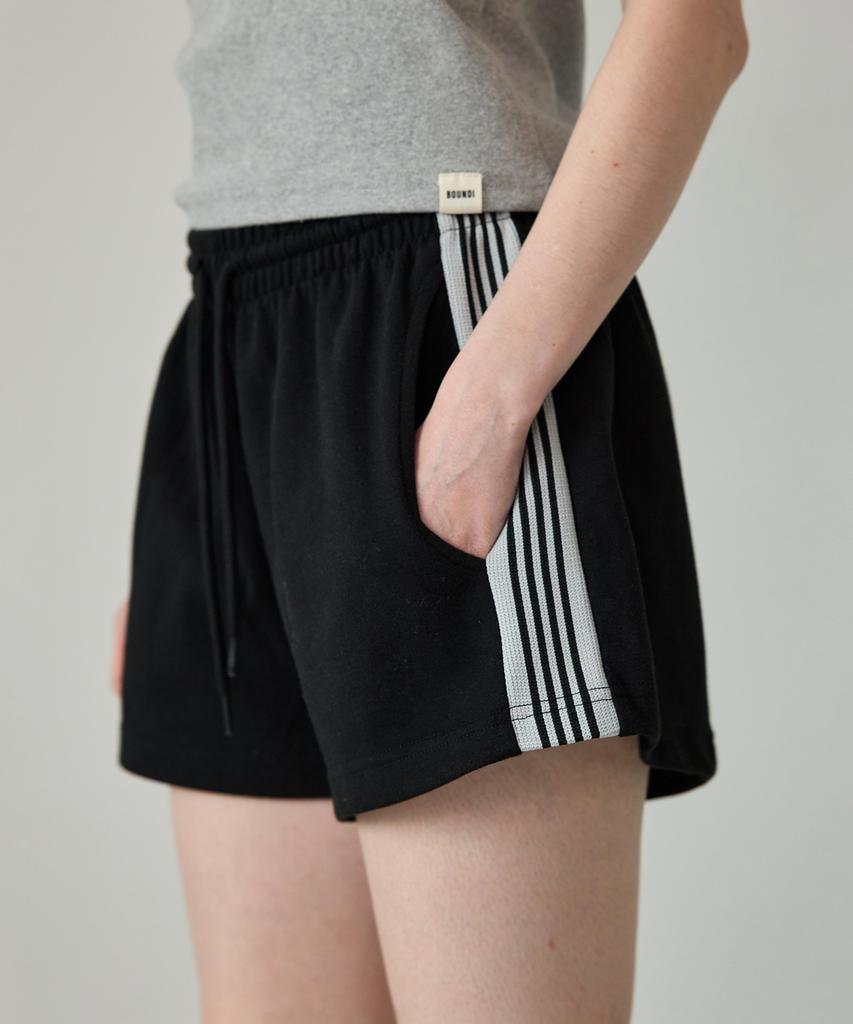 BOUNDARY Knitted Track Shorts [Black]