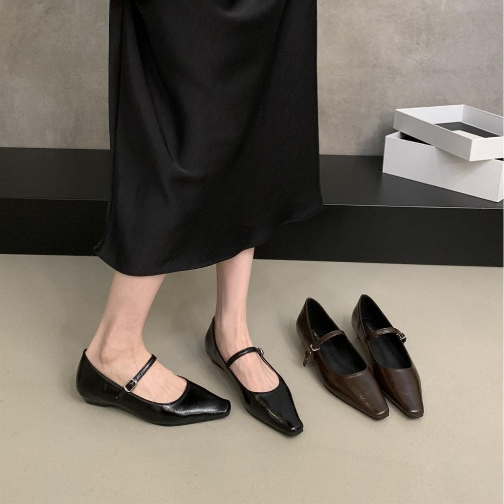 French evening breeze temperament commuter single shoes girl 2025 autumn new Korean version fairy thick low heel Mary Jane small leather shoes