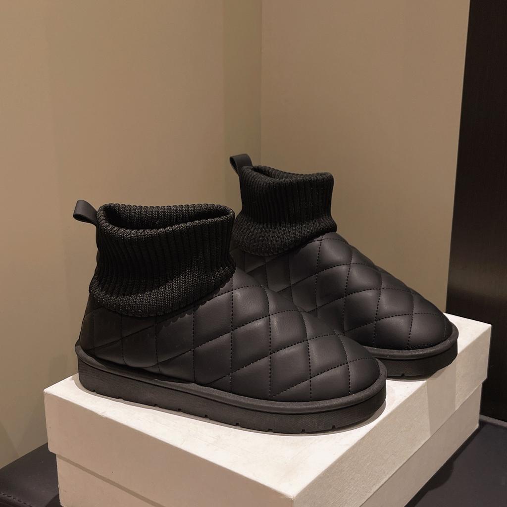 Snow Boots Women's Winter 2025 New Velvet Warm Elastic Women's Medium Boots White Short Bread Cotton Shoes
