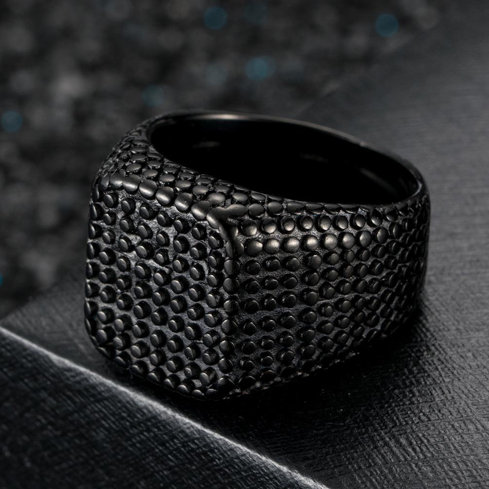 European and American Style Domineering Dot Shaped Mens Ring Titanium Steel Retro Trend Fashion