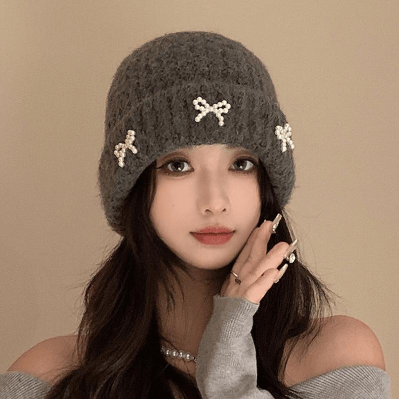 Small Pearl Knot Knitted Hat Korean Version Casual Versatile Face Small Winter Warm Hat