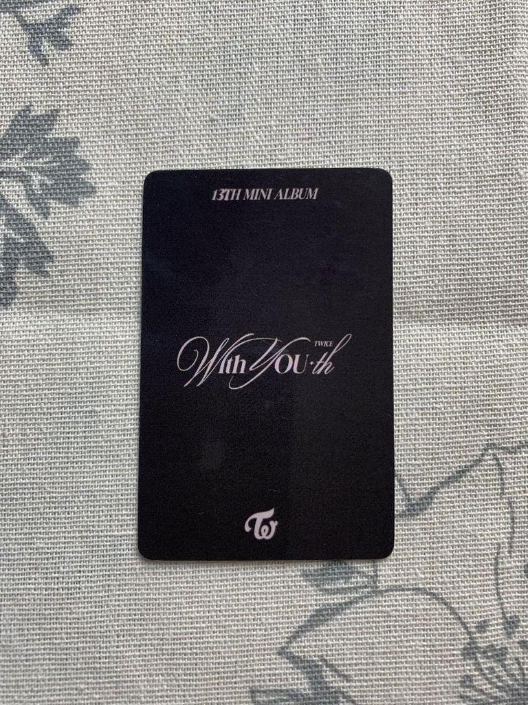 [USED] TWICE with Youth Momo Limited Pre-recorded Trading Card