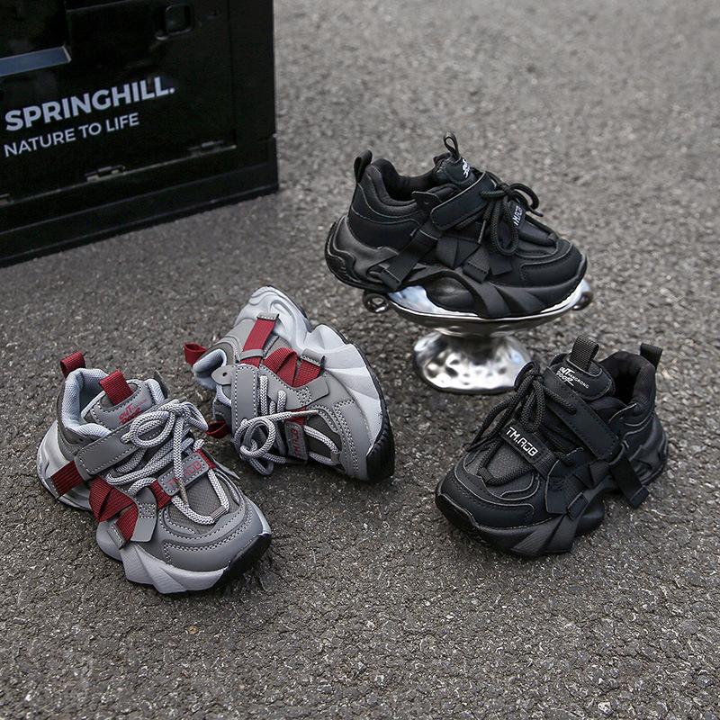 Children's versatile sports shoes 2025 autumn boys' trend non-slip casual shoes girls' dirt-resistant dad shoes single shoes