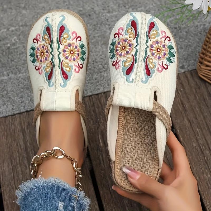 Handmade Floral Embroidered Slides Women's Ethnic Fabric Slides Woven Espadrille Sole Round Toe Slip-On Flat Heel Sandals for All Seasons