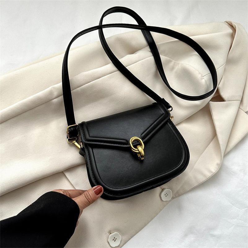 Stylish Retro Shoulder Bag For Women 2023 Trendy Fashion Crossbody Saddle Bag