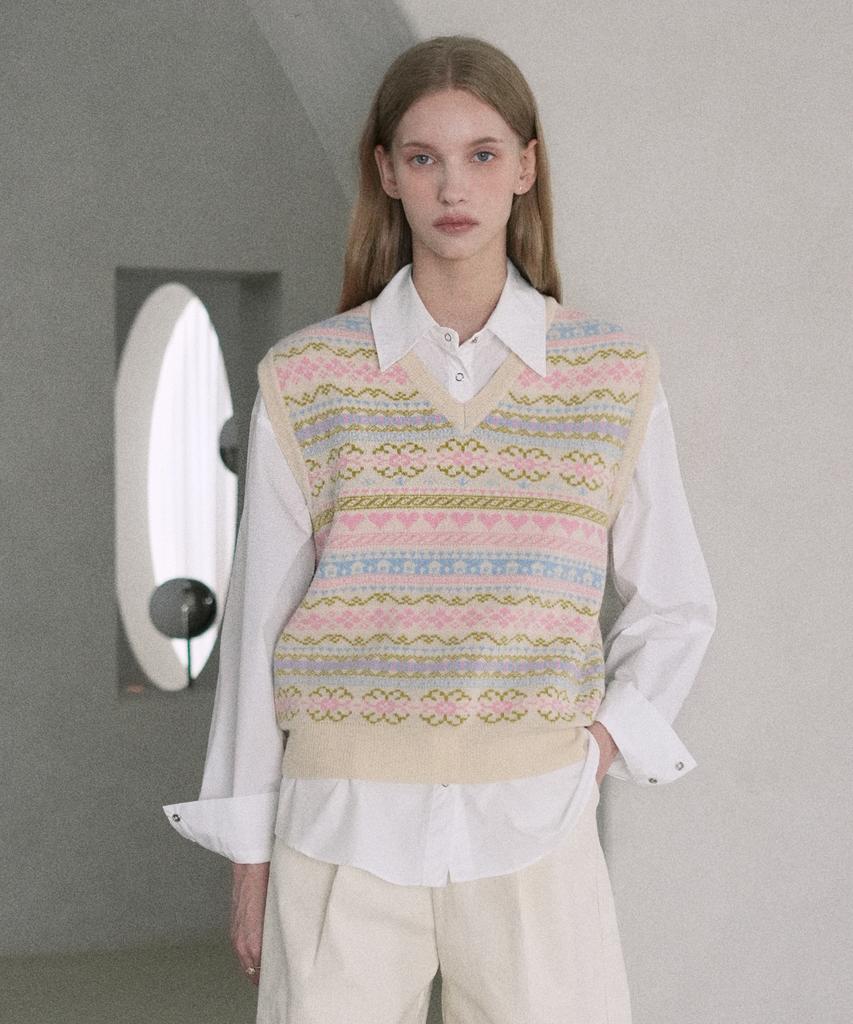 Vleti Ramswool Jacquard Knit Vest (Cream)