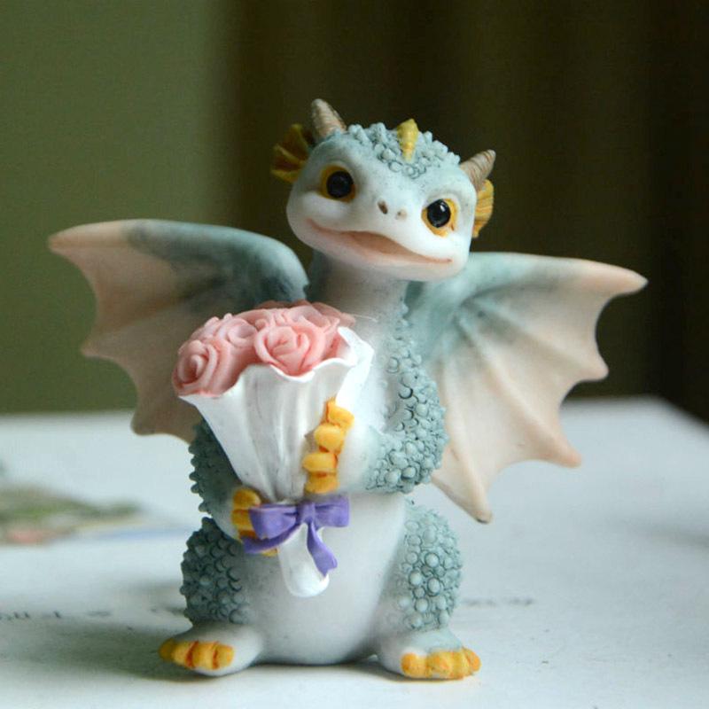 Adorable Cartoon Dragon Resin Ornament - Dinosaur Figure Gift for Friends & Teachers