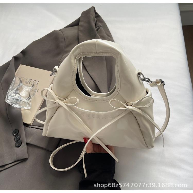 Fashion Lace-up Minimalist Wind Handbag Women's 2025 Korean Edition Large Capacity Shoulder Bag Niche Slack Messenger Bag