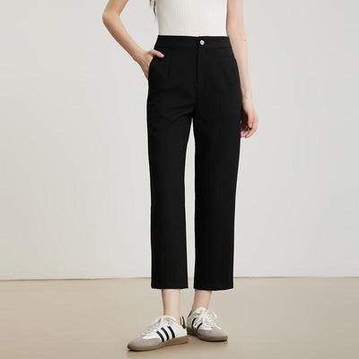 Alt giyim (Kadın) – Pantalon ve Kapriler