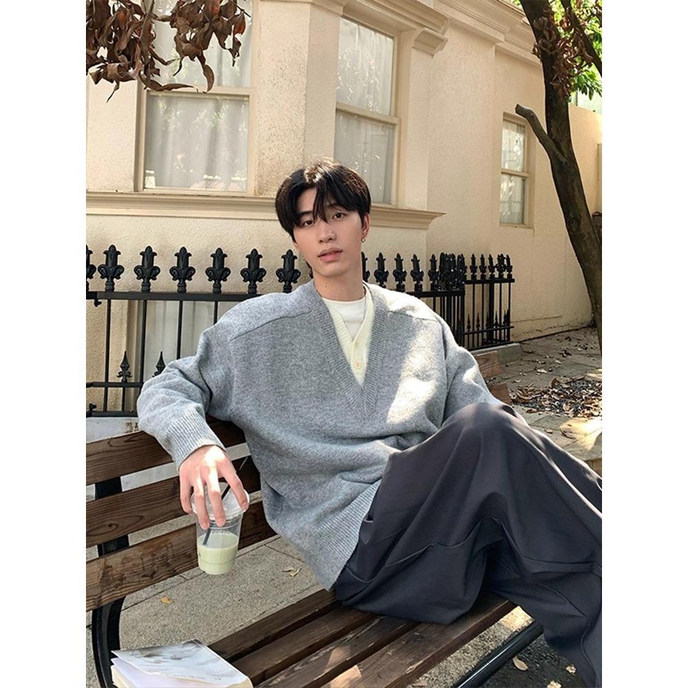 Men's V-Neck Two-Piece Look Hoodie - Textured, Loose Casual Sweater for Spring/Autumn