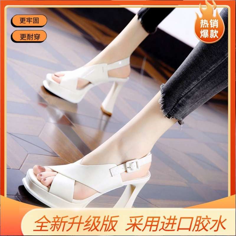 European and American patent leather back empty trip belt open-toed sandals women's 2025 summer new professional waterproof table thick heel high he