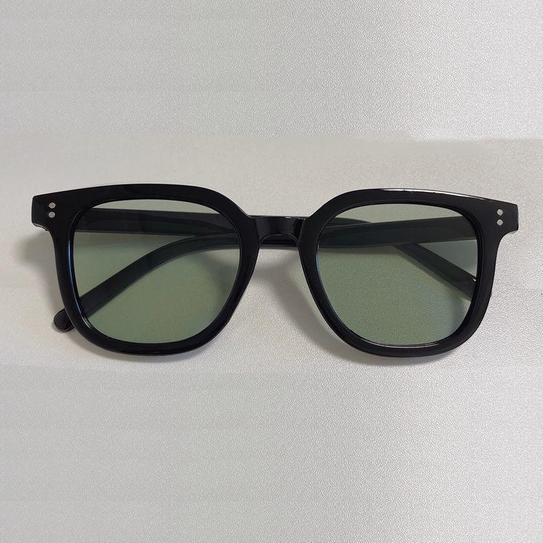 Multicolor Sunglasses Blush Gradient Sunglasses Summer Beauty Artifact Camellia Oleifera Abel. Sunglasses