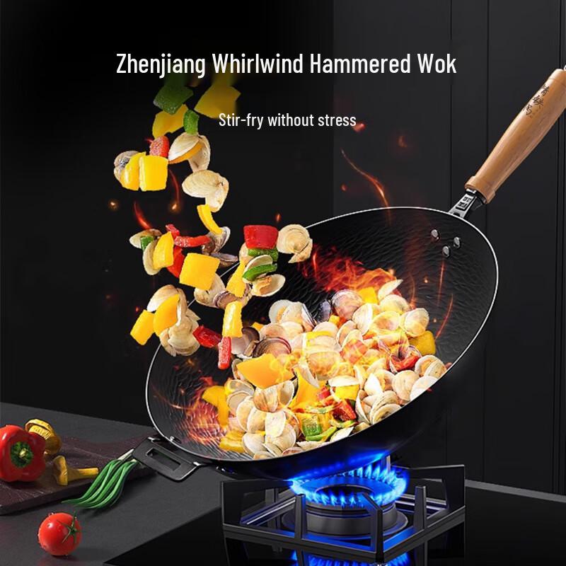 Yoshida Craft Wok aus gehämmertem Schmiedeeisen mit Deckel