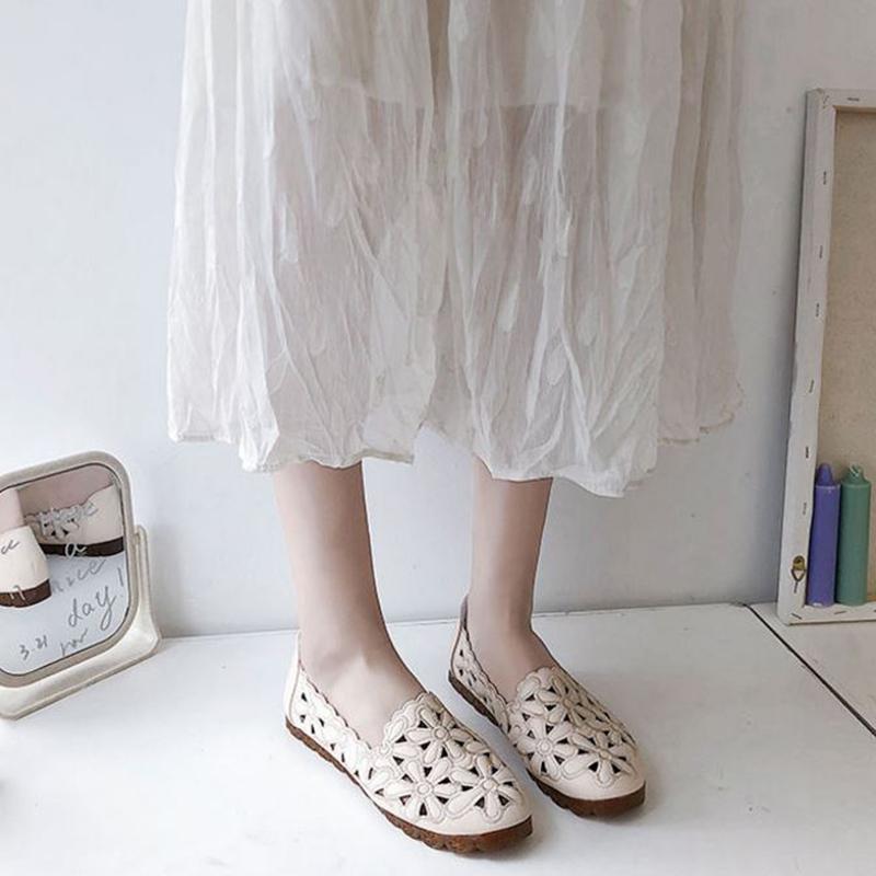 Spring  Summer Hollow Sandals Women's All-match Hole Shoes Flat with Soft Bottom Non-slip Peas Shoes Flat Bottom