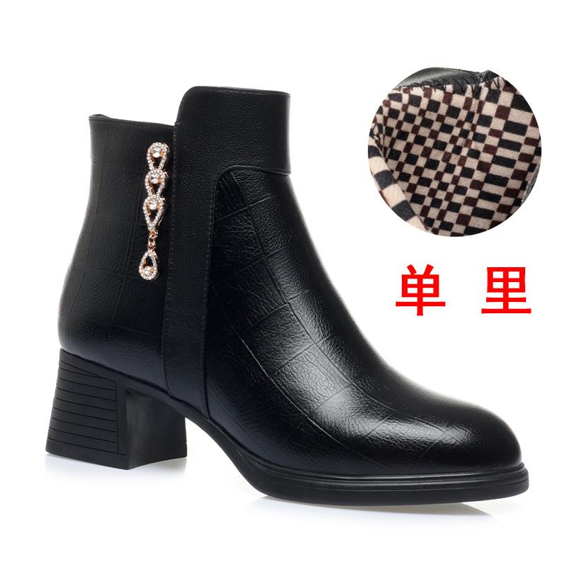 High heels autumn and winter short boots thick heel 2026 new fashion boots warm velvet leather shoes mother shoes cotton shoes