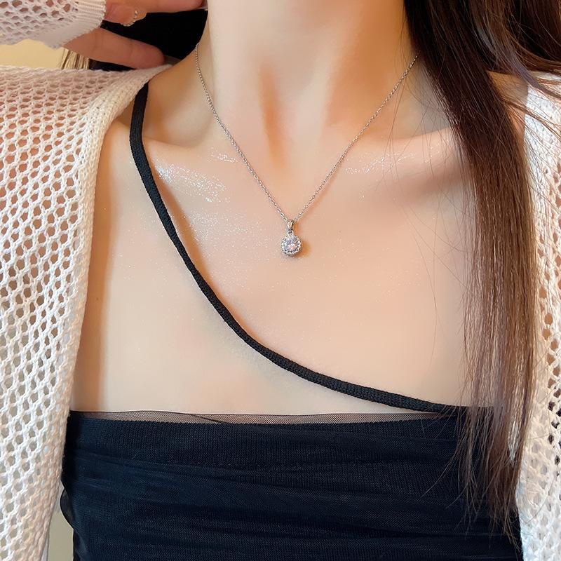 Geometric Style Korean Titanium Steel Necklace With Zircon Pendant Stone