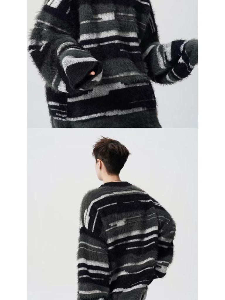 Herrhöstens/vinterns färgrandiga löst stickade tröja