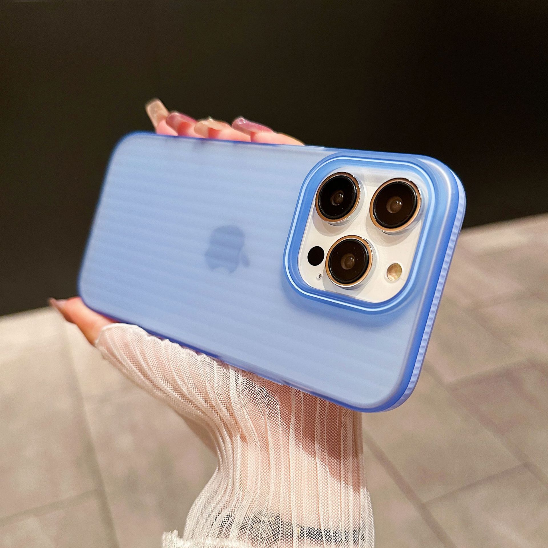 

Suitable for Apple 16Promax Phone Case, 14 Anti-slip Edge Strips, 13 Simple Semi-transparent Case Apple 16