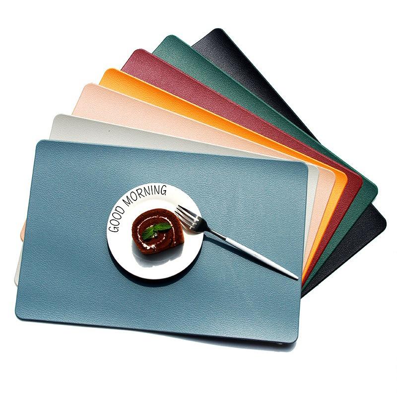 1PC Leather Meal Mat Anti Slip Desk Pad Black White Colors Available Simple Styles Home Office Pantry Table Mats Accessories ZYF