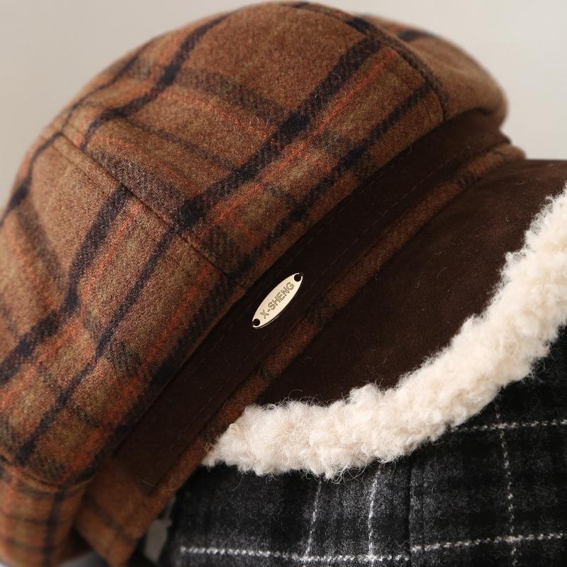 New Lamb Wool Fashion Octagonal Hat Women's Warm and Cold-proof Cap Retro Plaid Newsboy Hat Winter