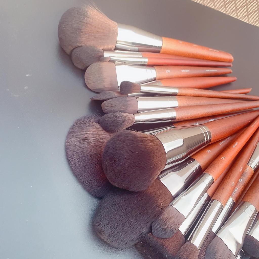 M Series Makeup Brush Set: Powder, Blush, Eyeshadow, Nose, Eyebrow, Blending, Contouring Brush.