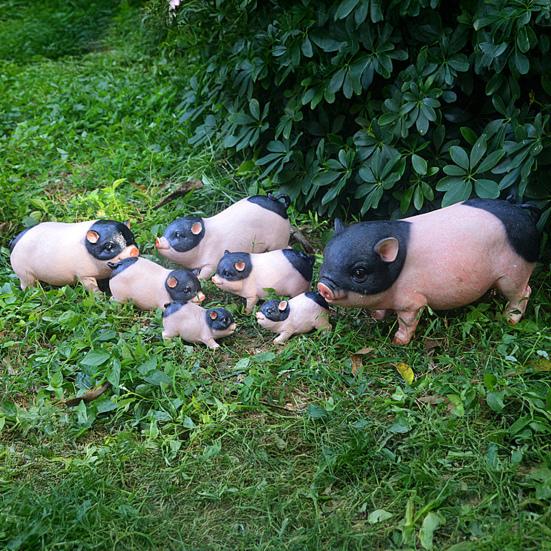 Garden Pig Statue, Outdoor Resin Piggy Ornament, Cute Piglet Sculpture, Farmhouse Decoration for Yard Lawn Patio