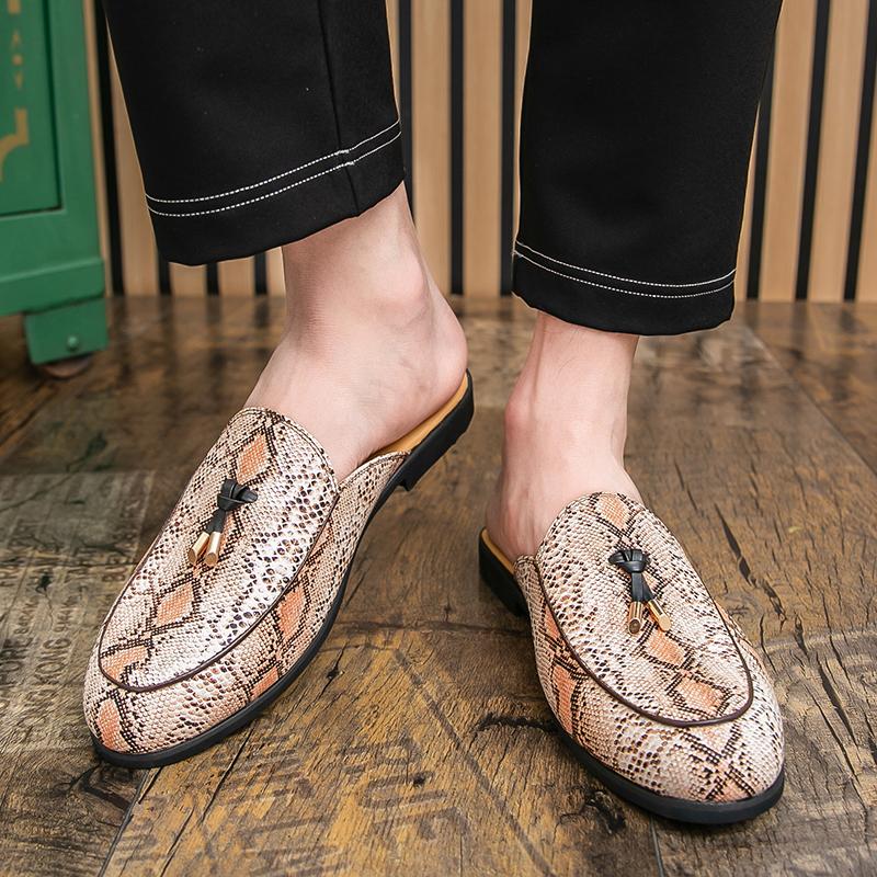 Fashion Designer New Men's Half Slippers Loafers Casual Charm Snake Pattern Leather Mules Moccasins Breathable Driving Shoes