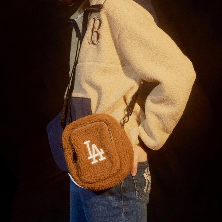 New MLB Polyester Shoulder Bag Crossbody Bag Mini Women's Brown 32BGDF011-07A