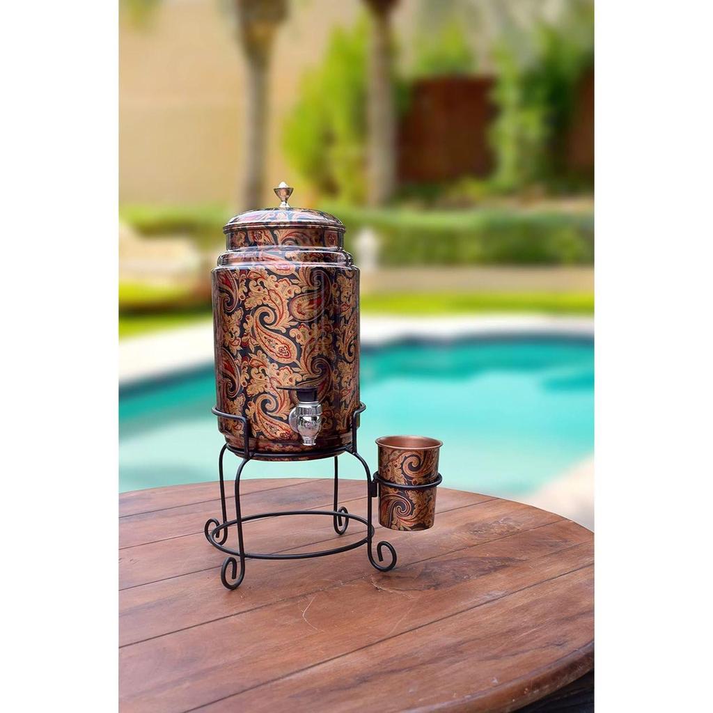 5 Liter Kupfer Wasserspender Grün Karigari Bedruckter Matka Tank Topf mit 1 Glas und Ständer - 5 Liter Fassungsvermögen