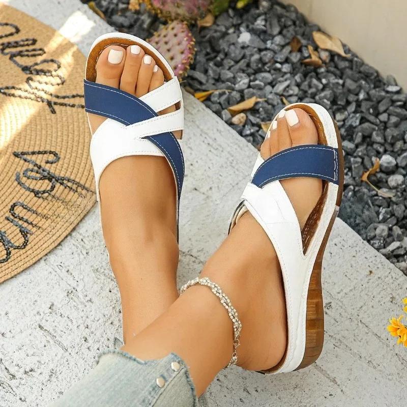 Fashion 2025 Summer New Color Blocked Fashion Women's Thick Bottom Slope Heel Slippers Outdoor Women's Sandals Summer Women Shoes